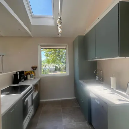 Sea View House - Year Round בית נופש *